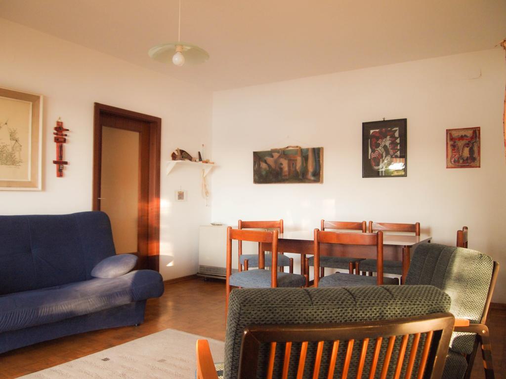 Apartment Marija Tisno Habitación foto